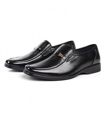 Leather / Leatherette Casual Loafers Casual Flat Heel Black  